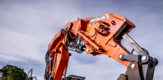 Develon DX235RTF-7 galleria