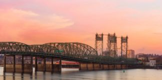 Stati Uniti 25 milioni ponti