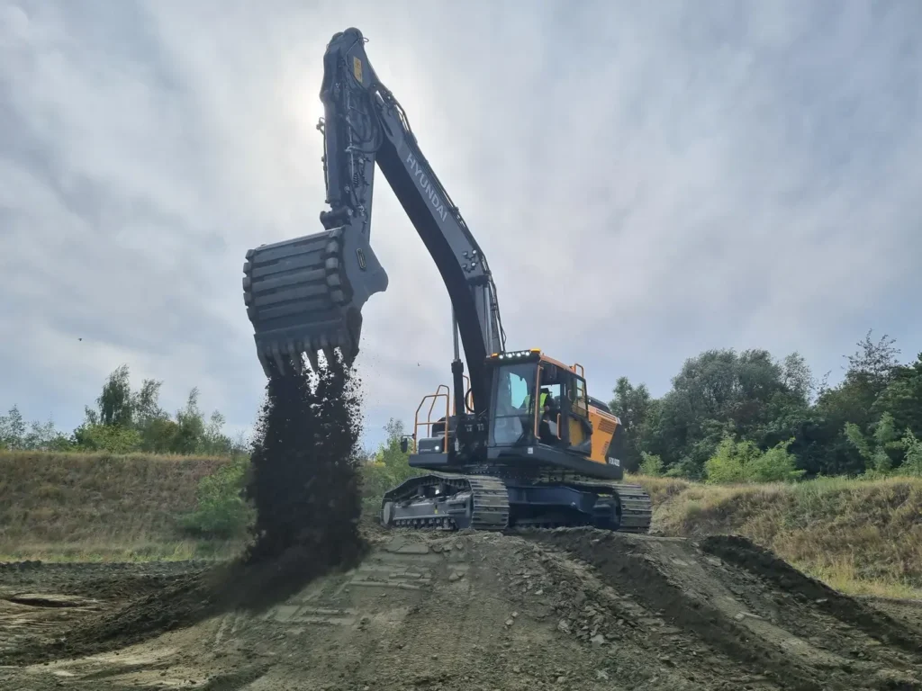 Hyundai nuovi escavatori