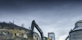 Hyundai annuncia l’escavatore cingolato di nuova generazione HX300L